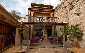 Hotel Poeta Jorge Manrique